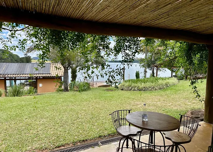 Hotel com jacuzzi: Pousada Ecológica Espelho D'Água